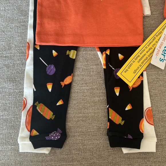 Carters 2 pair of pajamas Halloween and Pumpkins. Size various. NWT. - Picture 3 of 8
